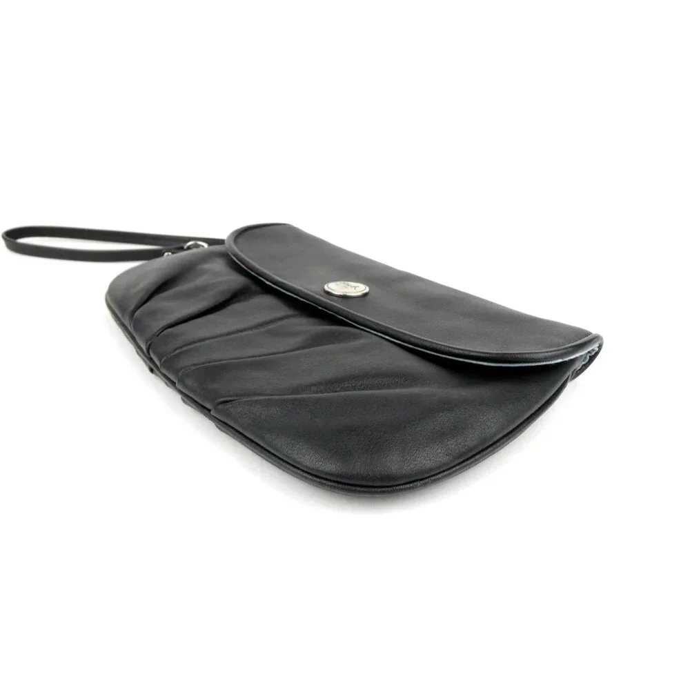 Coach‎ Black Leather Flap Wristlet